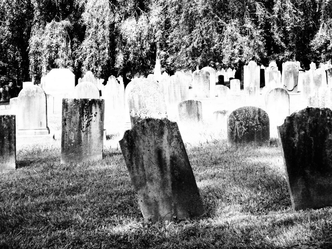 Graveyward B/W